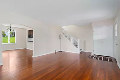 101 Sunset Dr, Ross Twp, PA 15237 - Photo 4