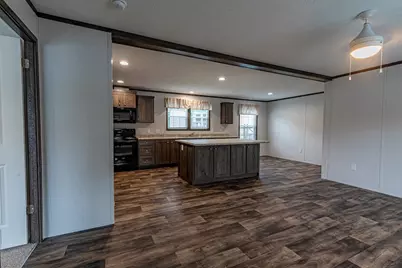 1352 Hilltop Dr, Robinson Twp, PA 15019 - Photo 4