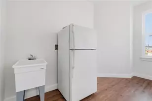 121 Shetland St, Lincoln Larimer, PA 15206 - Photo 18