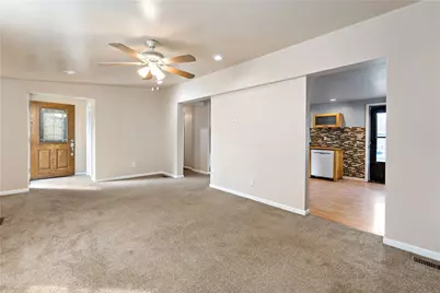 730 Chess, Bridgeville, PA 15017 - Photo 4