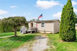 730 Chess, Bridgeville, PA 15017 - Photo 2