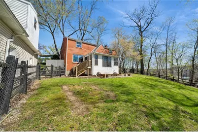 201 Hickory Way, Oakmont, PA 15139 - Photo 1