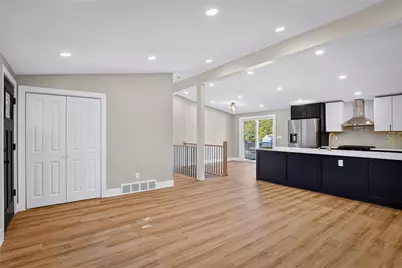 10390 Meinert Rd, Pittsburgh, PA 15090 - Photo 4