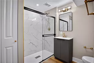 10390 Meinert Rd, Pittsburgh, PA 15090 - Photo 32