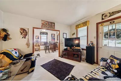 1316 Hancock Avenue, Oaklahoma Boro, PA 15690 - Photo 2