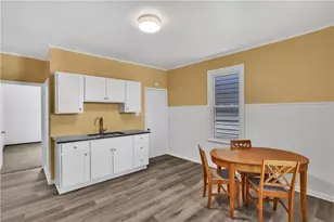 605 Pittsburgh St, East McKeesport, PA 15035 - Photo 2