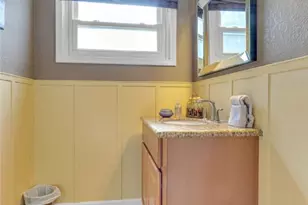 979 Seventh St, Beaver, PA 15009 - Photo 22