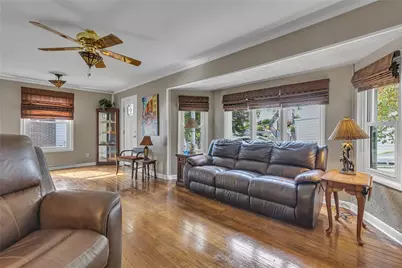 979 7th St, Beaver, PA 15009 - Photo 6