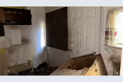 2014 Letsche St, Pittsburgh, PA 15214 - Photo 6