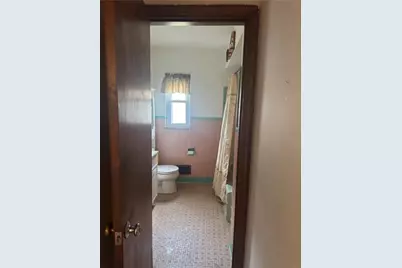 200 Champa St, Pittsburgh, PA 15235 - Photo 32