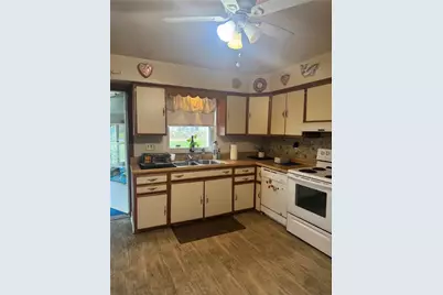 200 Champa St, Pittsburgh, PA 15235 - Photo 8