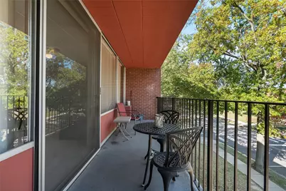 446 Hoodridge Dr #310, Pittsburgh, PA 15234 - Photo 18