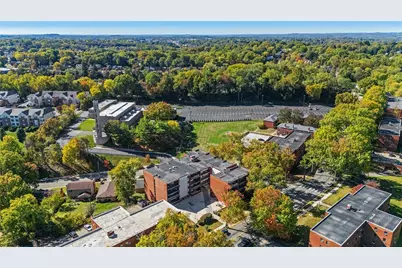 446 Hoodridge Dr #310, Pittsburgh, PA 15234 - Photo 32