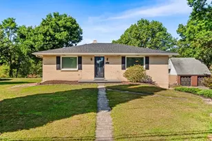 301 Churchill Rd, Pittsburgh, PA 15235 - Photo 1