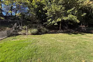 418 Pennwood Dr, Pittsburgh, PA 15235 - Photo 28