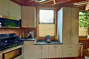 2030 S 18th St, Pittsburgh, PA 15203 - Photo 8