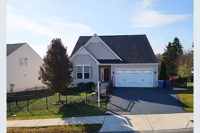 505 October Ct, Pittsburgh, PA 15239 - Photo 1