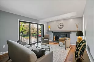 238 Woodbridge Dr, Ross Twp, PA 15237 - Photo 2