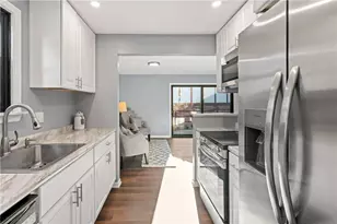 238 Woodbridge Dr, Ross Twp, PA 15237 - Photo 8