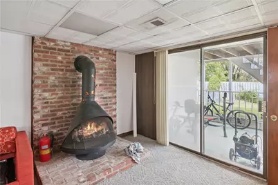 5021 Elmwood Dr, Pittsburgh, PA 15227 - Photo 10