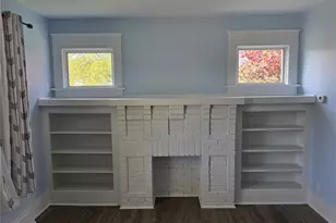 211 E Northview Ave, New Castle, PA 16105 - Photo 2