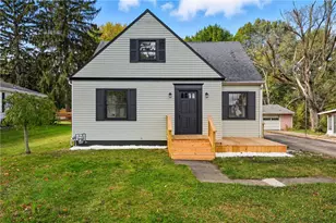 396 S 4th St, Sharpsville, PA 16150 - Photo 1