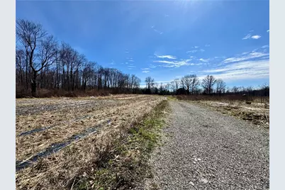 60 Uber Rd, Findley Township, PA 16137 - Photo 1
