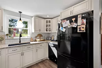 348 Logan Rd, Bethel Park, PA 15102 - Photo 8