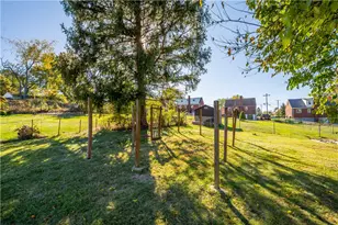 348 Logan Rd, Bethel Park, PA 15102 - Photo 30