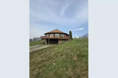 152 Aviator Ln, Somerset Boro, PA 15541 - Photo 1