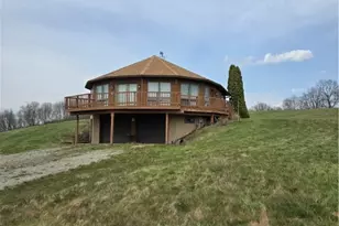 152 Aviator Ln, Somerset Boro, PA 15541 - Photo 1