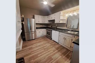 439 Longfellow Street, Vandergrift, PA 15690 - Photo 4