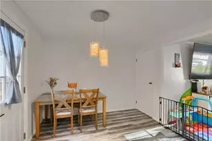 3293 Bradbury Dr, Hopewell Township, PA 15001 - Photo 18