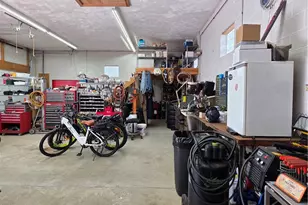 1082 Martin Ave, New Kensington, PA 15068 - Photo 8