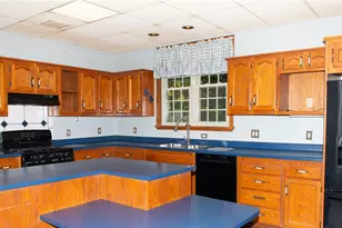 664 E Greene St, Franklin Township, PA 15370 - Photo 18