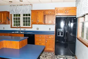 664 E Greene St, Franklin Township, PA 15370 - Photo 20