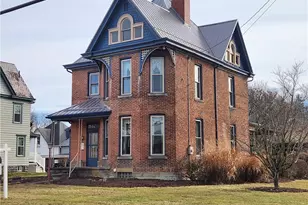 664 E Greene St, Franklin Township, PA 15370 - Photo 1