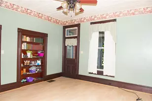 664 E Greene St, Franklin Township, PA 15370 - Photo 24