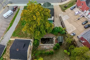 247 E College St, Canonsburg, PA 15317 - Photo 28