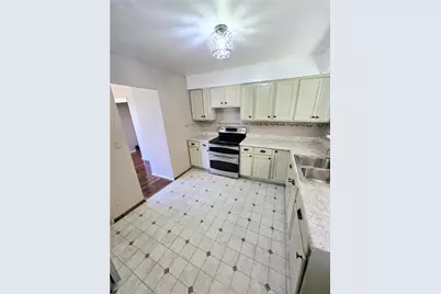 223 Emerson Avenue, Farrell, PA 16121 - Photo 10