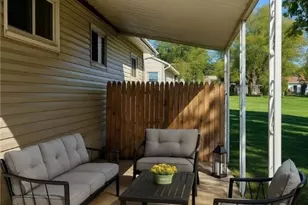 223 Emerson Ave, Farrell, PA 16121 - Photo 22