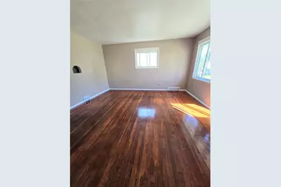 223 Emerson Avenue, Farrell, PA 16121 - Photo 6