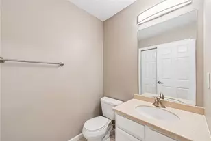 176 Berry Field Ct, Pittsburgh, PA 15090 - Photo 32