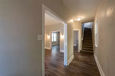 112 Farragut Avenue, Vandergrift, PA 15690 - Photo 2