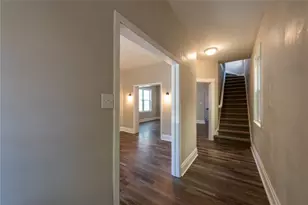 112 Farragut Ave, Vandergrift, PA 15690 - Photo 2