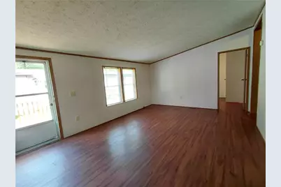 302 Polo Dr, Shelocta, PA 15774 - Photo 4