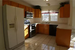 2204 Greystone Dr, Moon/Crescent Twp, PA 15108 - Photo 12