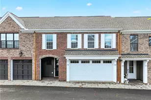 419 Roebling Ct, Cranberry Township, PA 16066 - Photo 1