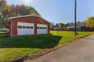211 Home St, Mercer Boro, PA 16137 - Photo 32