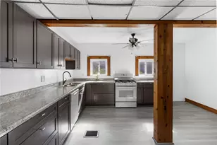 211 Home St, Mercer Boro, PA 16137 - Photo 4